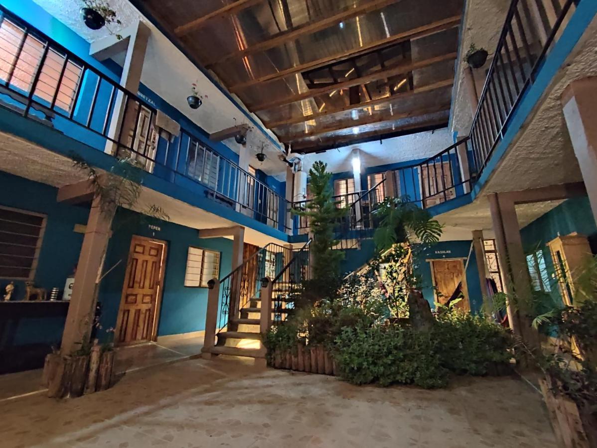Hostal Ikal San Cristóbal de Las Casas Eksteriør billede